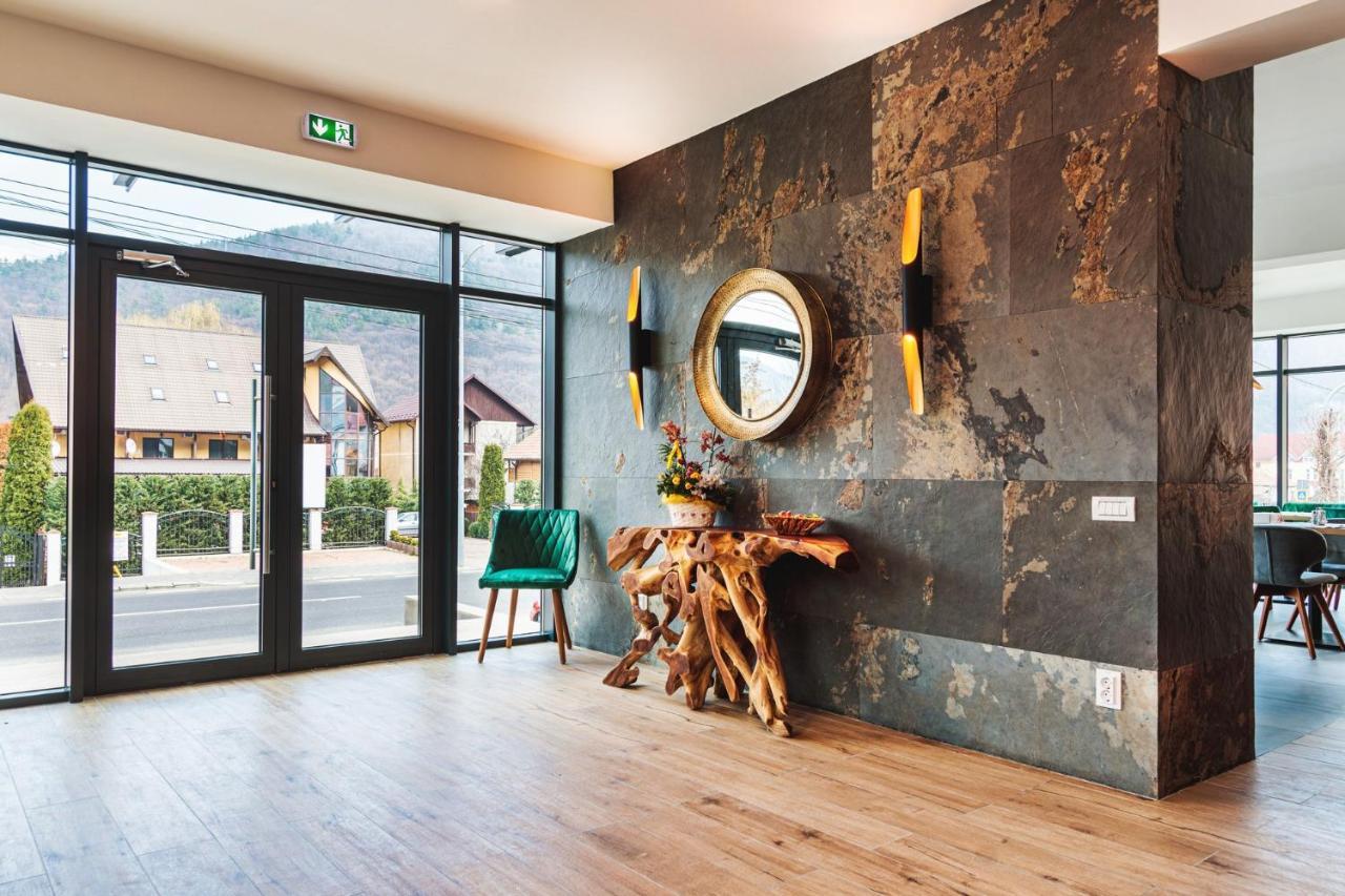 Hotel Domnitei Călimăneşti Bagian luar foto
