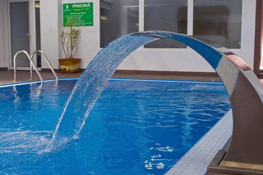 Hotel Domnitei Călimăneşti Bagian luar foto
