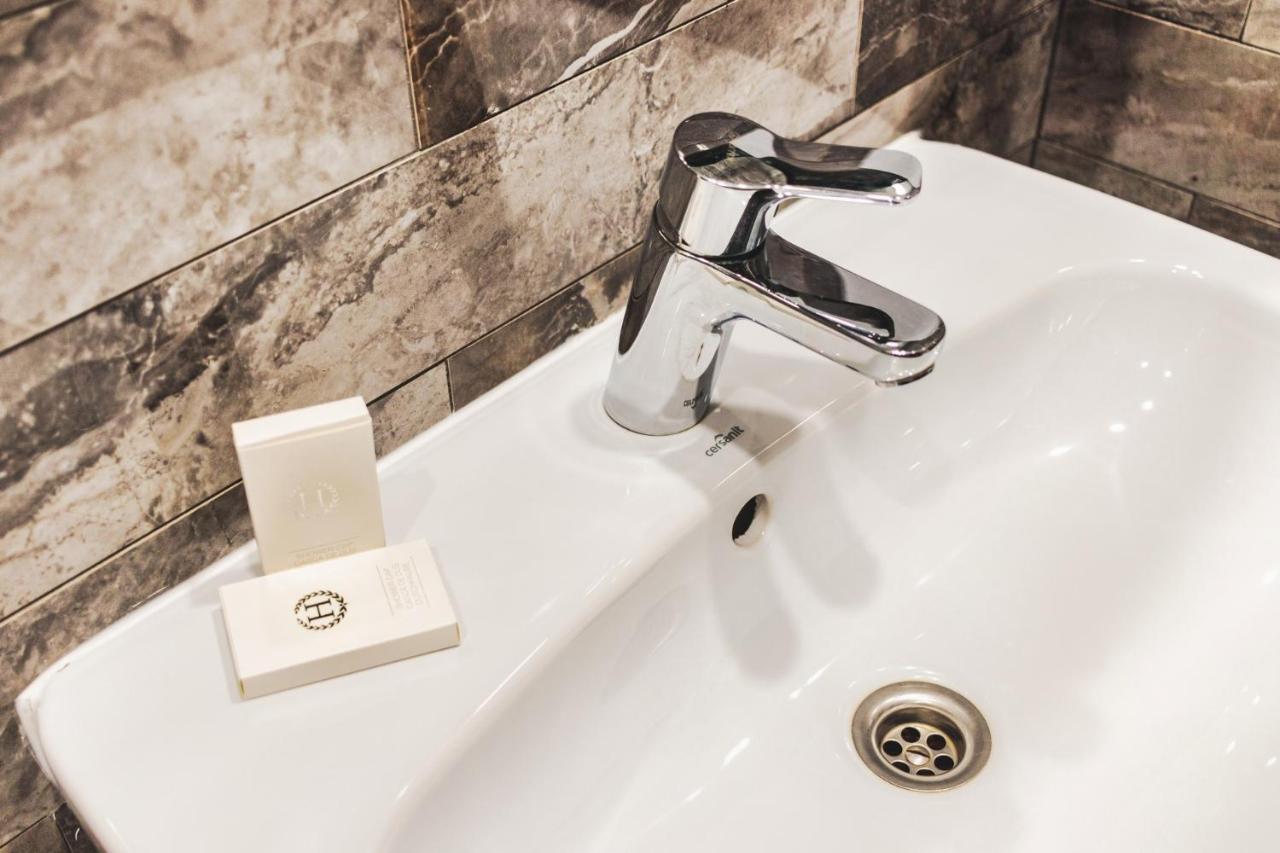 Hotel Domnitei Călimăneşti Bagian luar foto